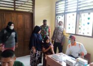 Kapolsek Una Una Monitoring Pelaksanaan Vaksinasi Anak Usia 6-11 Tahun di SDN Tanimpo