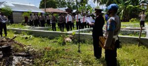 Polres Touna Gelar Upacara Pemakaman Purnawirawan Polri
