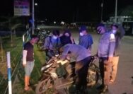 Patroli Dialogis Malam Hari, Polsek Ampana Kota Ajak Masyarakat Disiplin Prokes dan Ikuti Vaksinasi