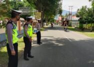 Hari ke-10 Operasi Keselamatan Tinombala 2022, Satlantas Polres Touna Sasar Pengendara Yang Melintas di Kantor Samsat