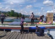 Polres Touna kembali menggelar Operasi dengan sandi Operasi Bina Kusuma Tahun 2022 di Pelabuhan Molowagu Jalan Tanjung Api Desa Labuan, Kecamatan Ratolindo, Kabupaten Touna, Selasa (22/03/2022) sekitar pukul 09.00 Wita.