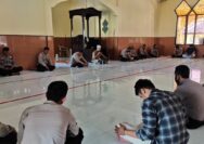 Binrohtal Personil Polres Touna Beragama Islam di Masjid Ar-Rahman Polres Touna. Foto Humas