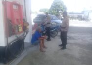 Sambang Dialogis di SPBU Pusungi, Sat Binmas Polres Touna Monitoring Ketersedian BBM