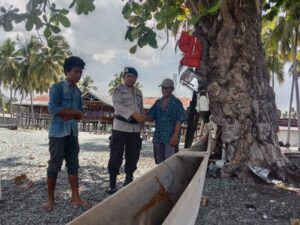 Lakukan Binmas Perairan, Ini Yang Disampaikan Satpolairud Polres Touna Kepada Masyarakat Nelayan
